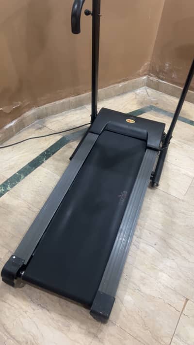 Oxygen treadmill
