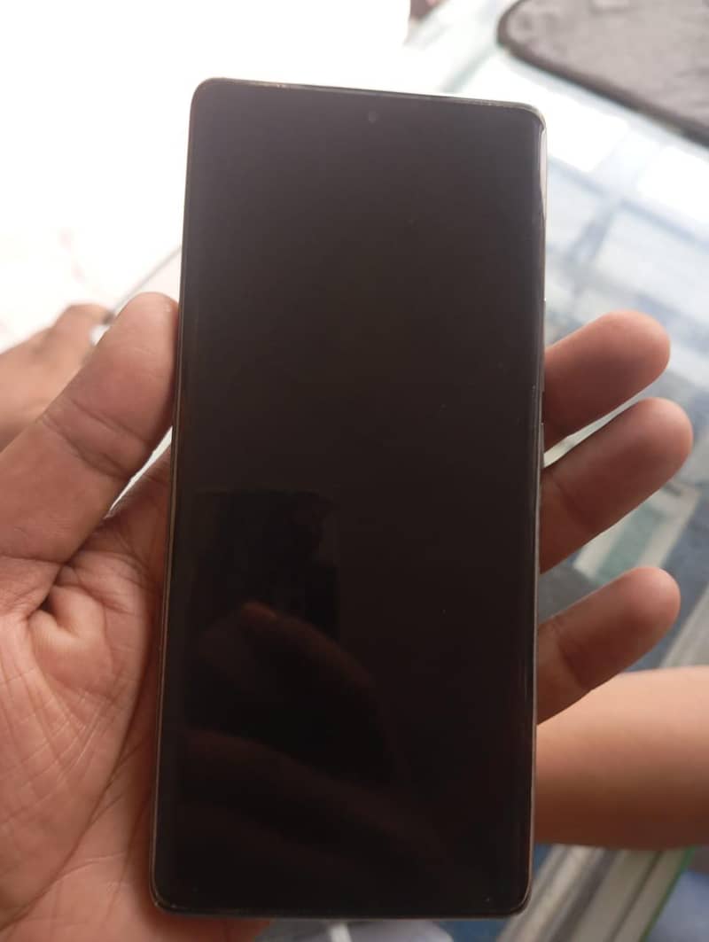 infinix note 40 Pro 3