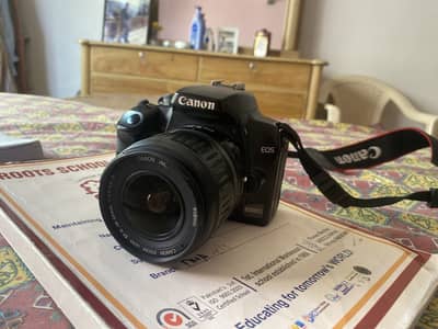 Canon eos 1000d dslr cammera