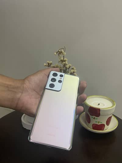 Samsung S21 Ultra Non Pta in Excellent condition.