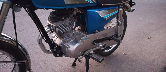 Honda bike 125 cc 0324/67(22/455/ urgent for sale model 2004