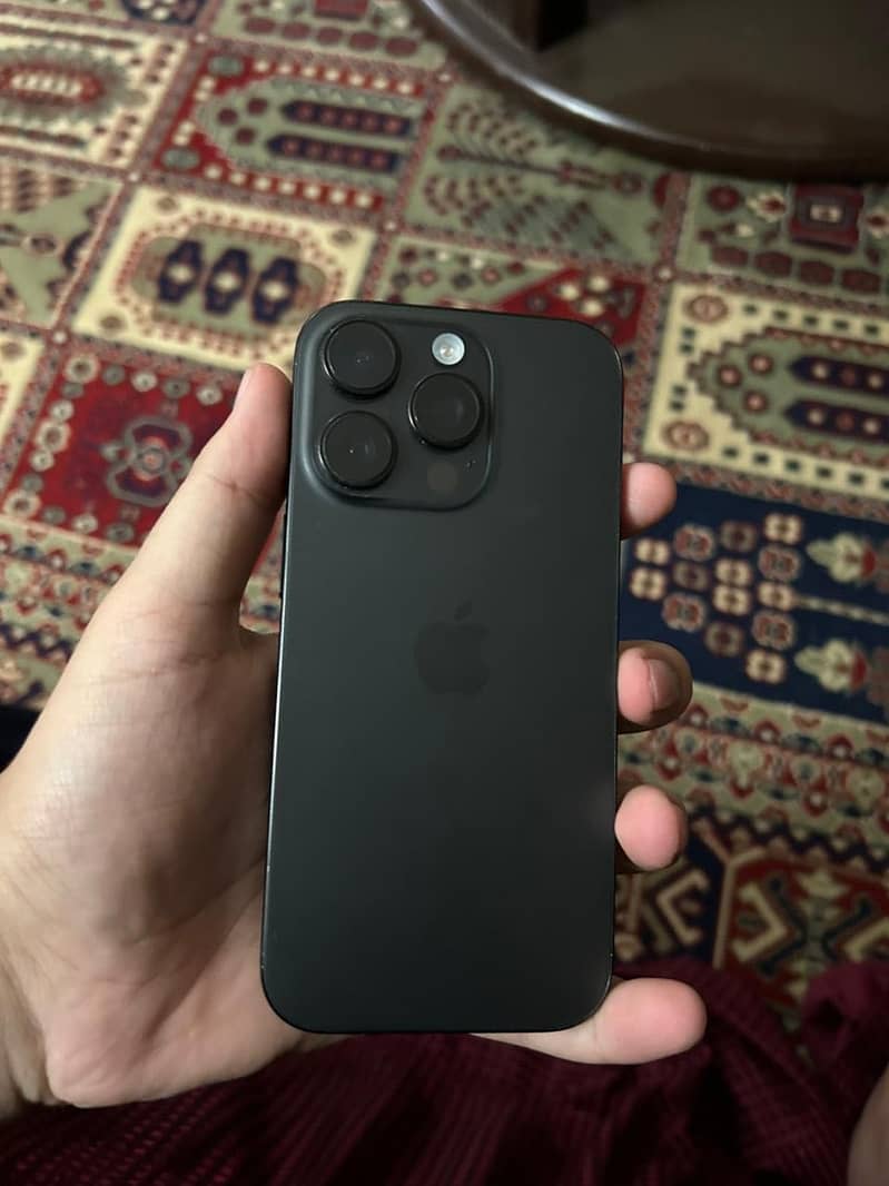 Iphone 16 Pro 4