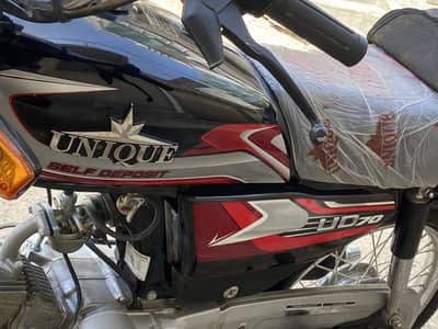 BIKE SELL UNIQUE UD 70 black colour