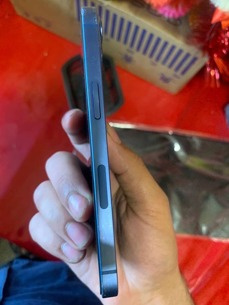 Iphone 13 jv 0