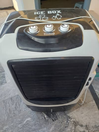 Toheed Asia Ice Box Cooler – Honeycomb Pads – 1 Year Old (Moving Sale)