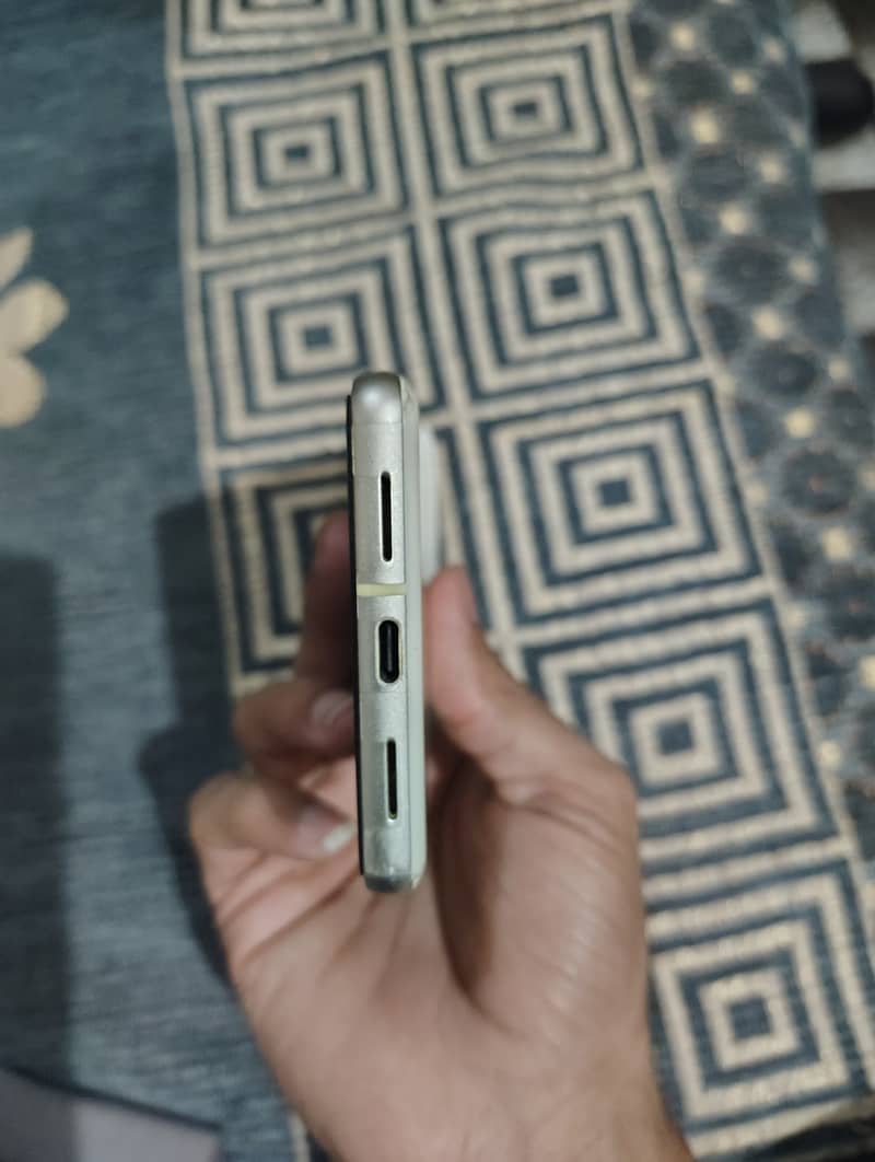 Google Pixel 7 2