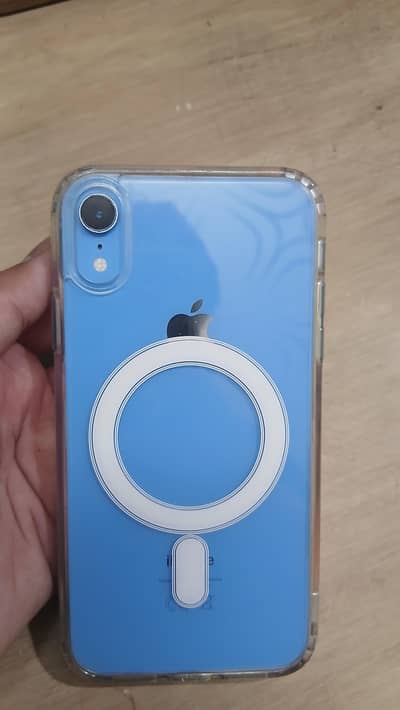 iphone xr  gaming and camera phone