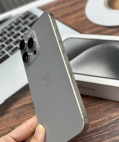 IPhone 15 pro max  with box