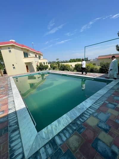 Farmhouse For Pool party family events