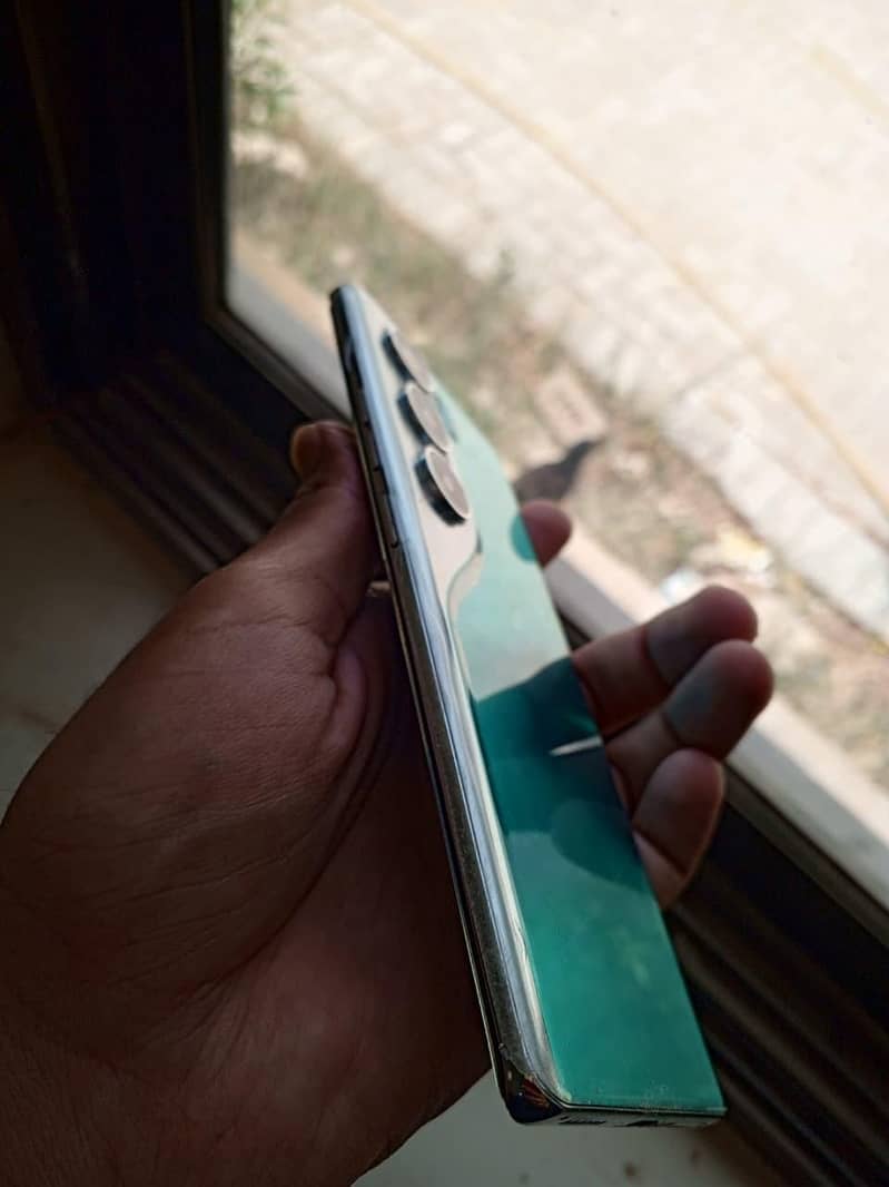 Camon 40 pro 0
