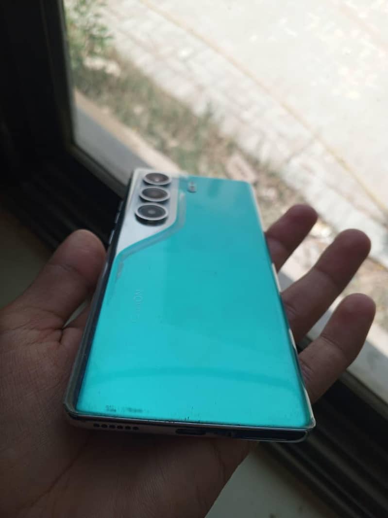 Camon 40 pro 5