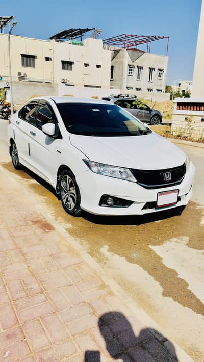 Honda Grace Hybrid