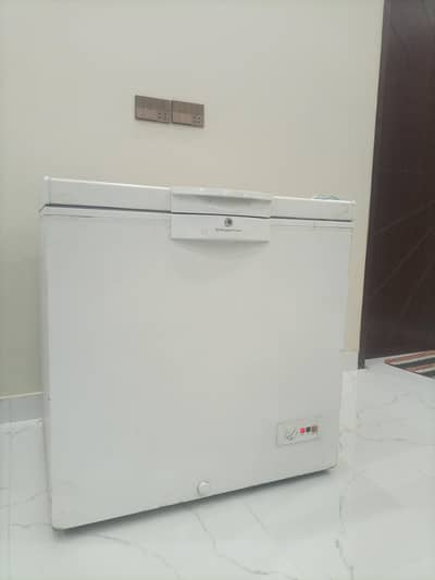 Dawlance Single. Door Freezer