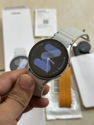 Samsung Galaxy Watch 7 44mm Just Box Opened
