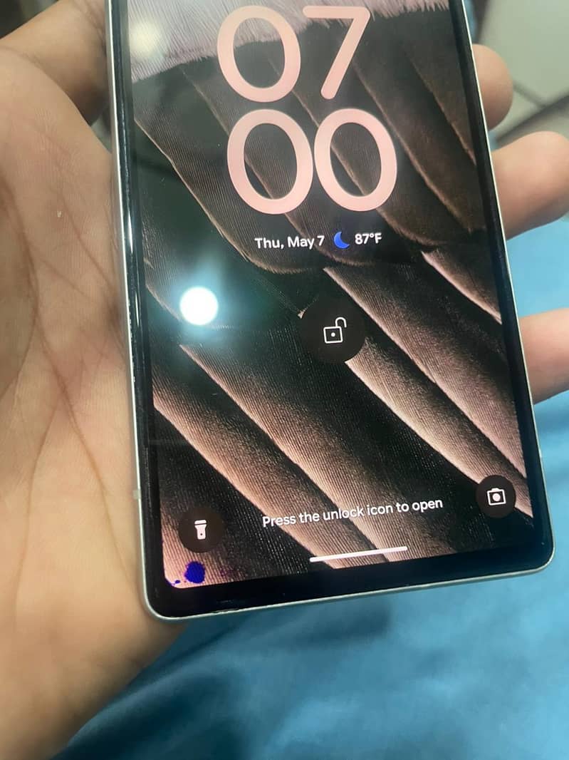 Google pixel 7a 3