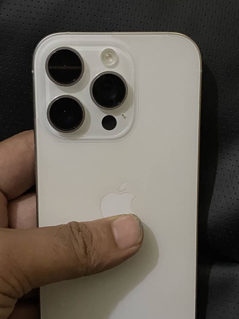 Iphone 16 pro 5