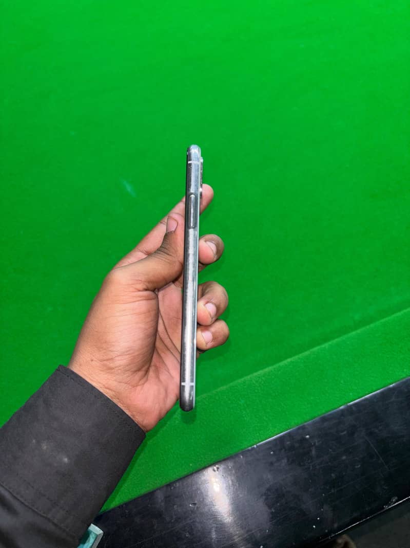 IPHONE 0