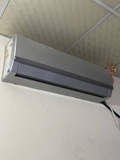 Gree 1.5 ton ac