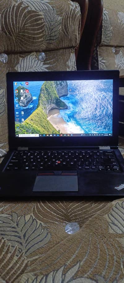 lenovo i5 6gen touch and type 360 rotation. 8gb ram. . 256 ssd