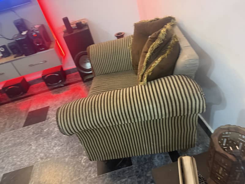 Sofa set 9