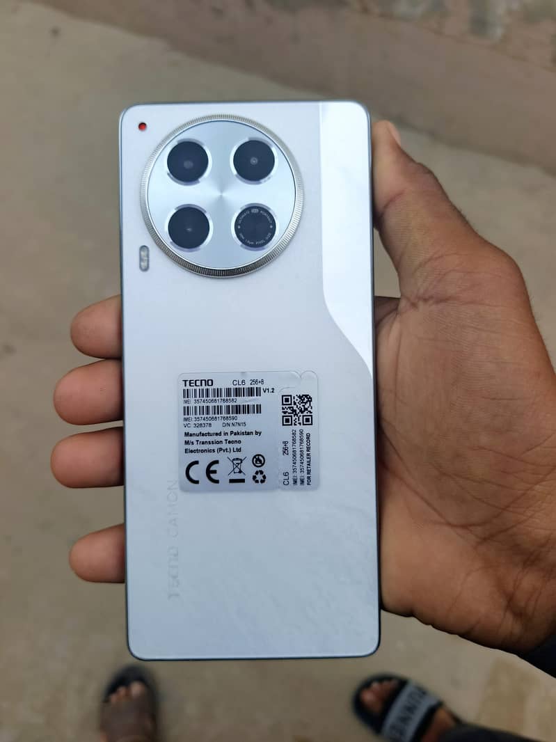 Tecno Camon 30 0