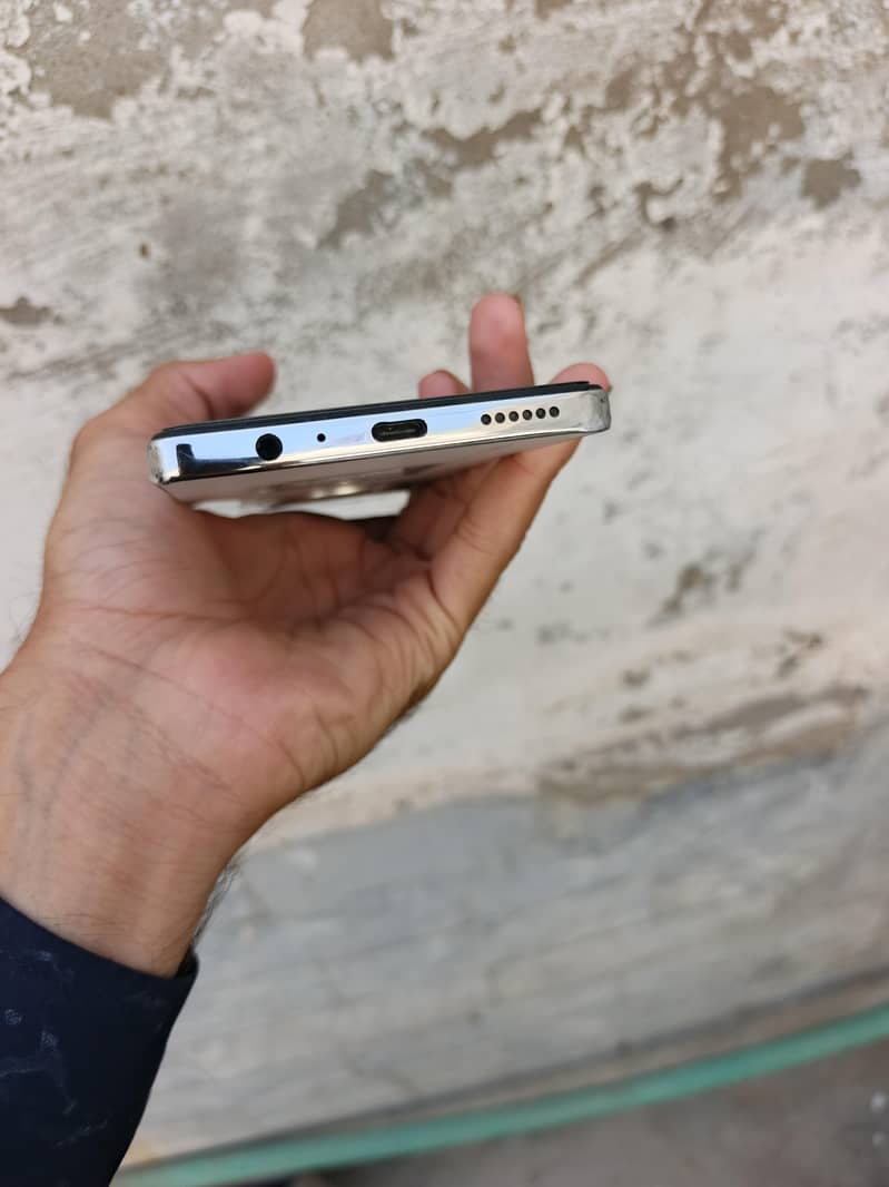 Tecno Camon 30 3