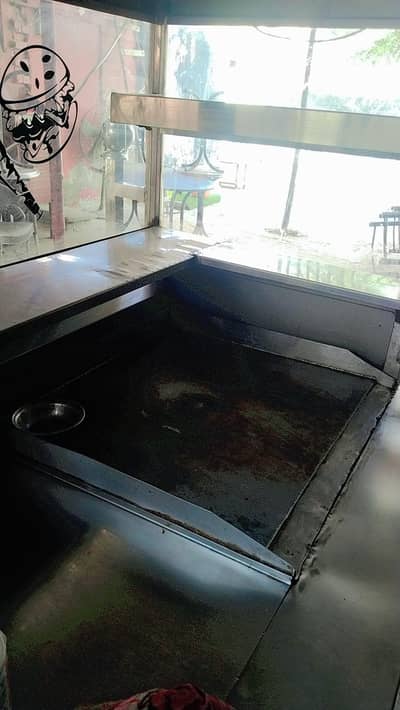 fast food steel counter with 16 litre fryer