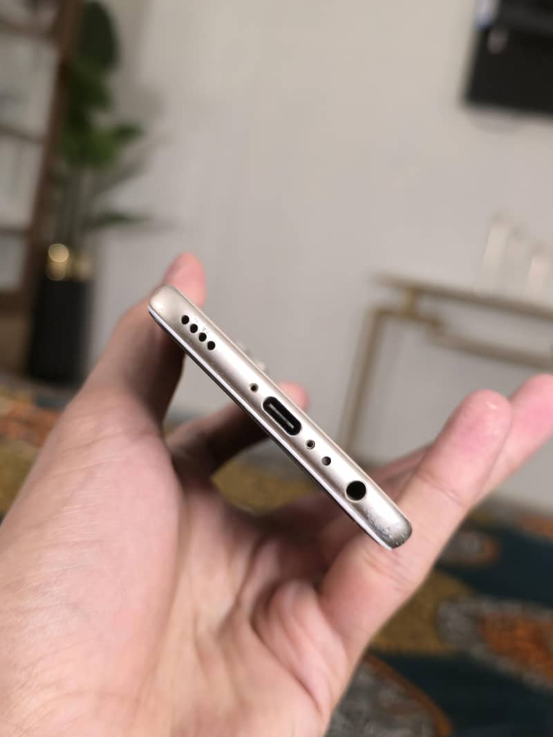 Nova 2 8