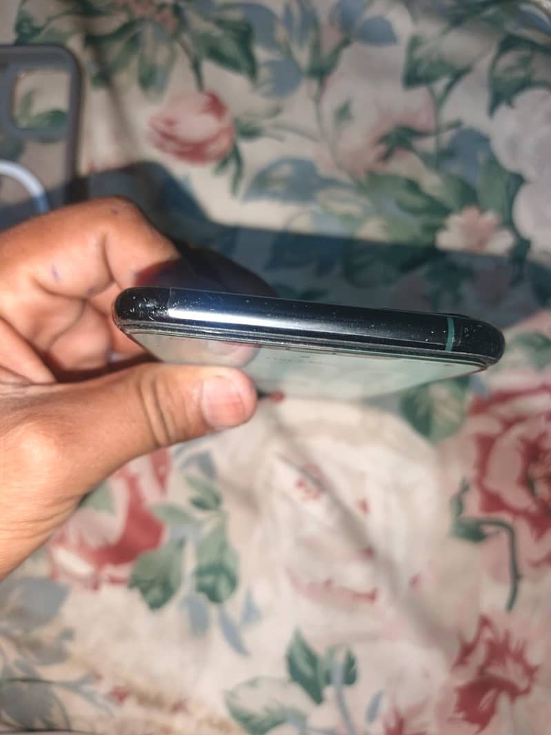 Iphone 11 pro max 0