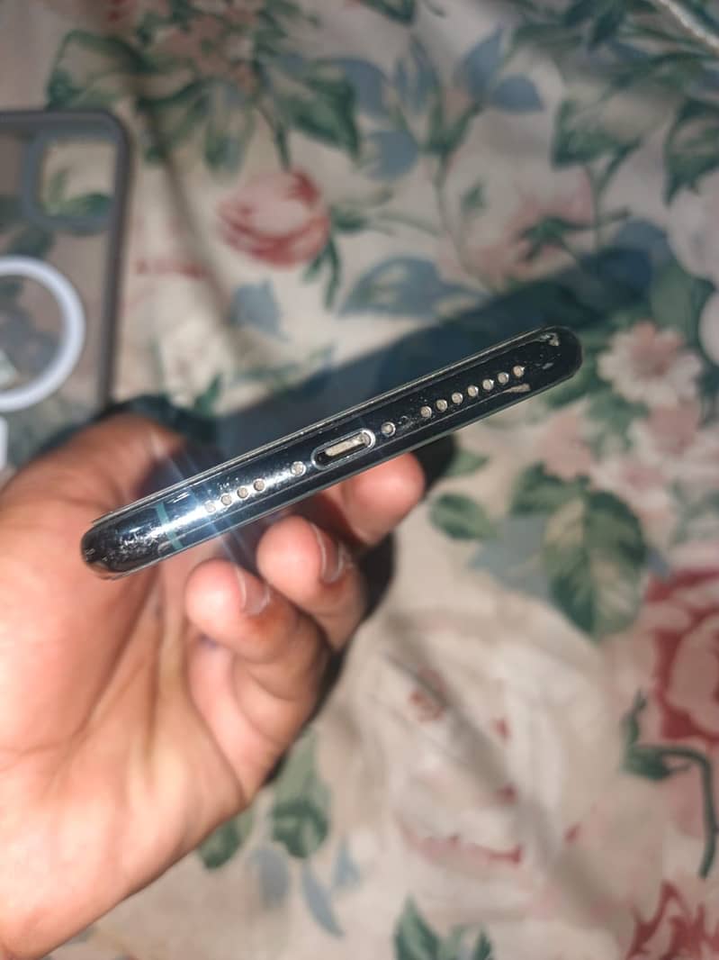 Iphone 11 pro max 1