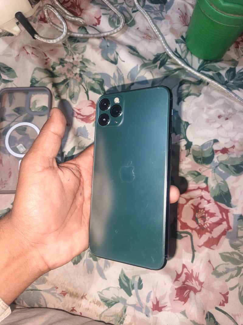 Iphone 11 pro max 2