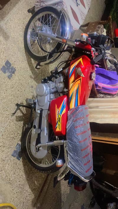 Honda 125 2026 model red colour  03189985645