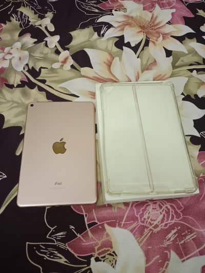 Ipad Mini 5 with Box