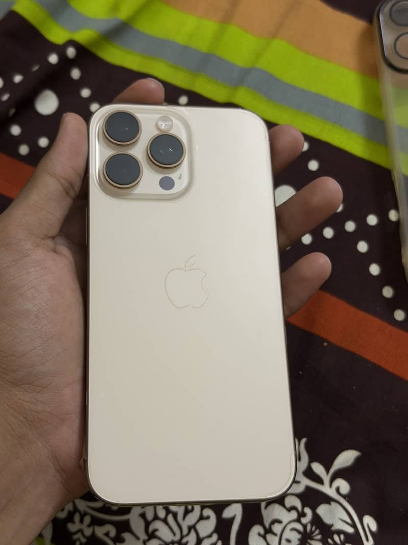 Iphone 16 pro max 0