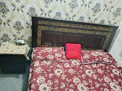 Double bed new condition one side table with matras