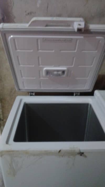 Deep Freezer pel