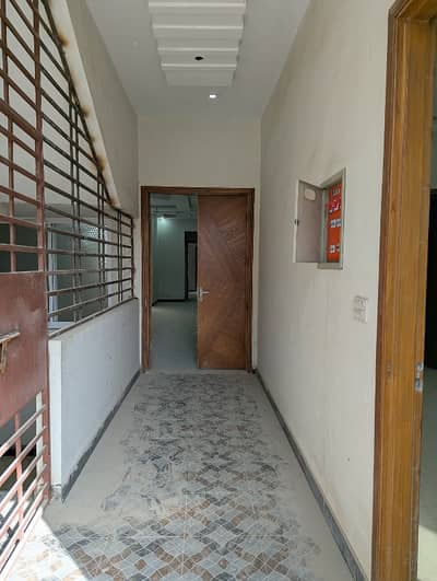 Brand New Portion 200 Sqyds Plus Roof For Rent Block 13 Gulistan e Jauher