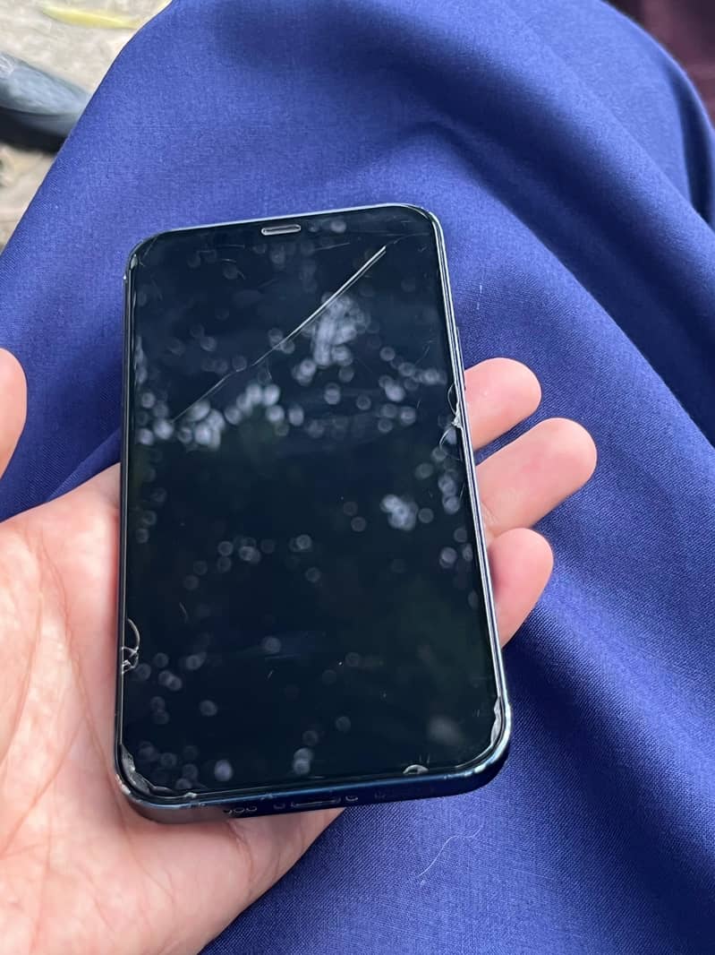 Iphone12 4