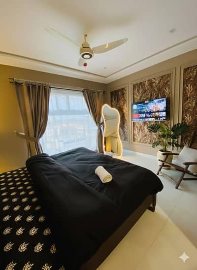 Elegent 01 Bed Apartment on Per Day Rent Parkhouse Gulberg