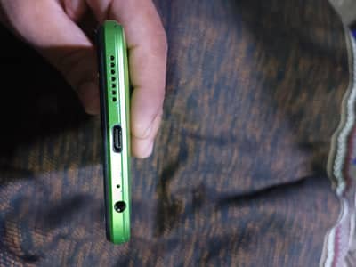 6GB RAM , 128GB ROM