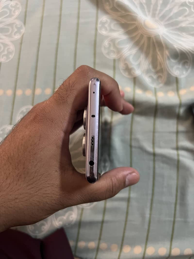 Redmi note 14 pro 5