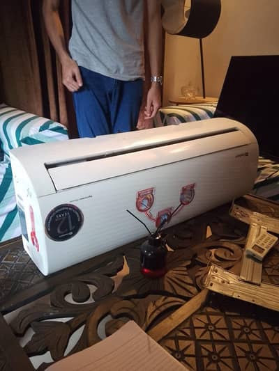 2nd hand AC in premium condition