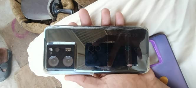 xiaomi 13t box charger sath he watsapp num 03016701678