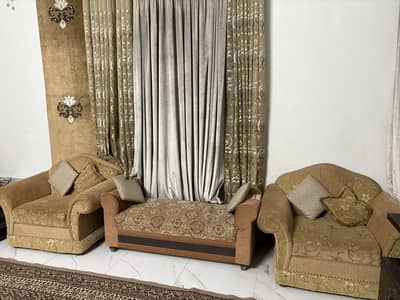 Complete sofa set