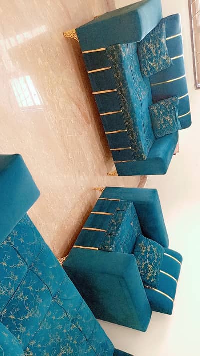 6 Seater Sofa Set (Steel Legs) Condition 10/10 | Urgent Sale