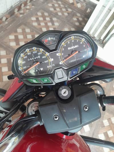 Suzuki GR-150 RED