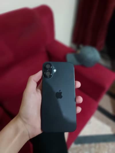 iphone 16 plus 128gb 10/10 condition water pack phone