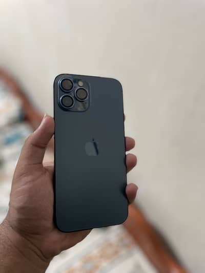 I phone 12 pro max ( factory unlocked) with box