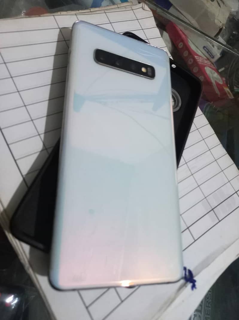 S10 plus 4