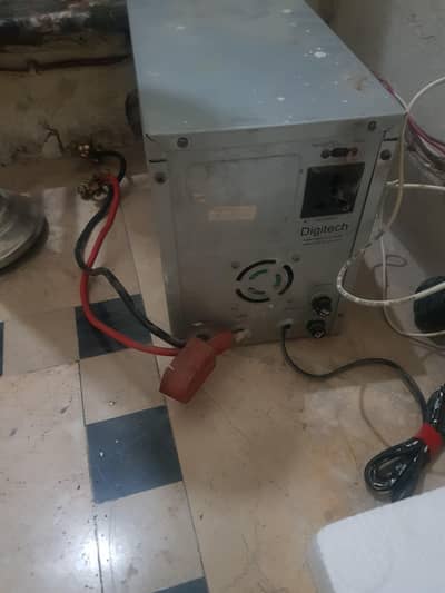 1000w ups in good condition